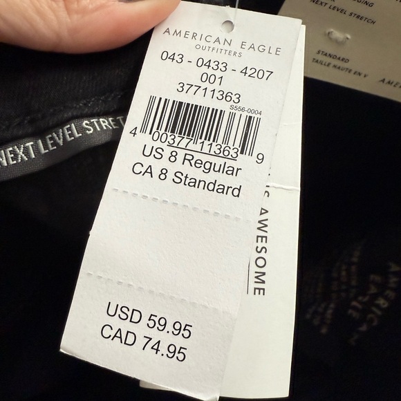 American Eagle Black Distressed Jeans - Picture 6 of 6